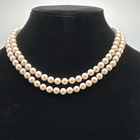 Vintage Faux Pearl Necklace. - Picture 1 of 5